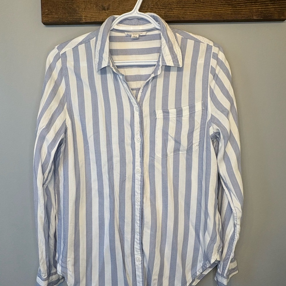 Beach lunch lounge Blue and White Striped Button Down Shirt size Small - Picture 5 of 11
